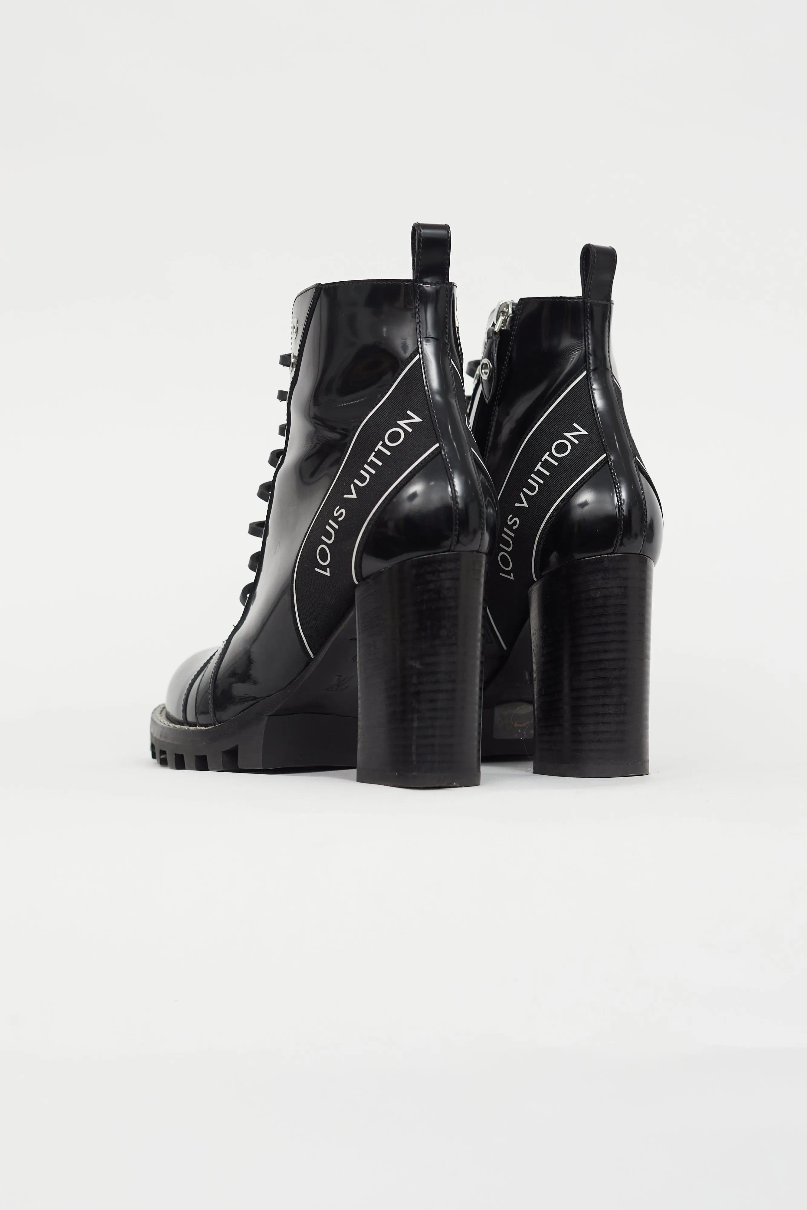 Black & White Logo Star Trail Boot