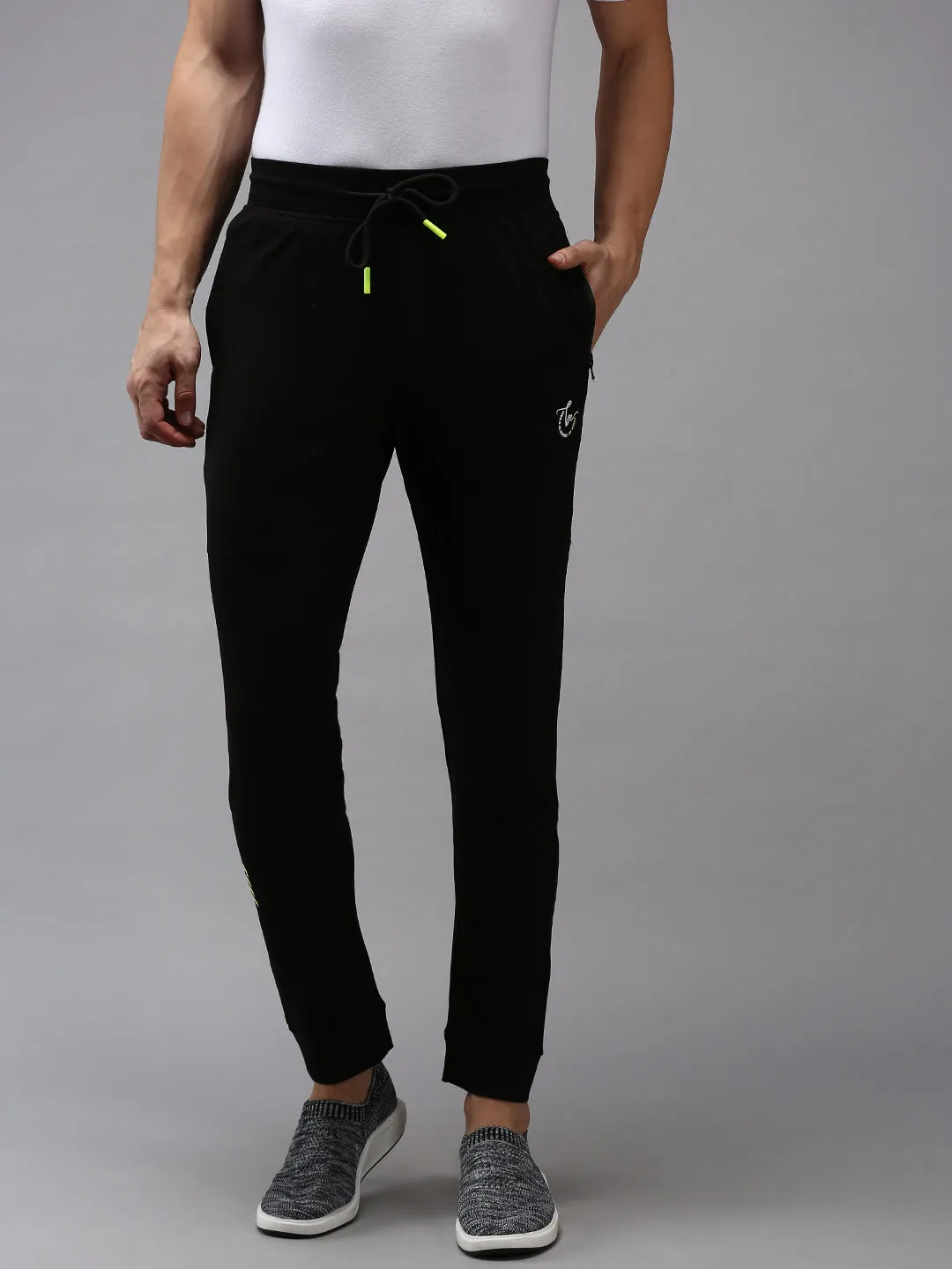 Men Black Solid  Track Pant