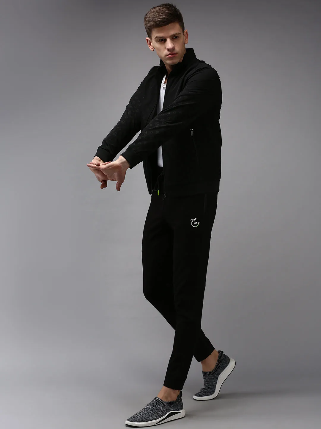 Men Black Solid  Track Pant
