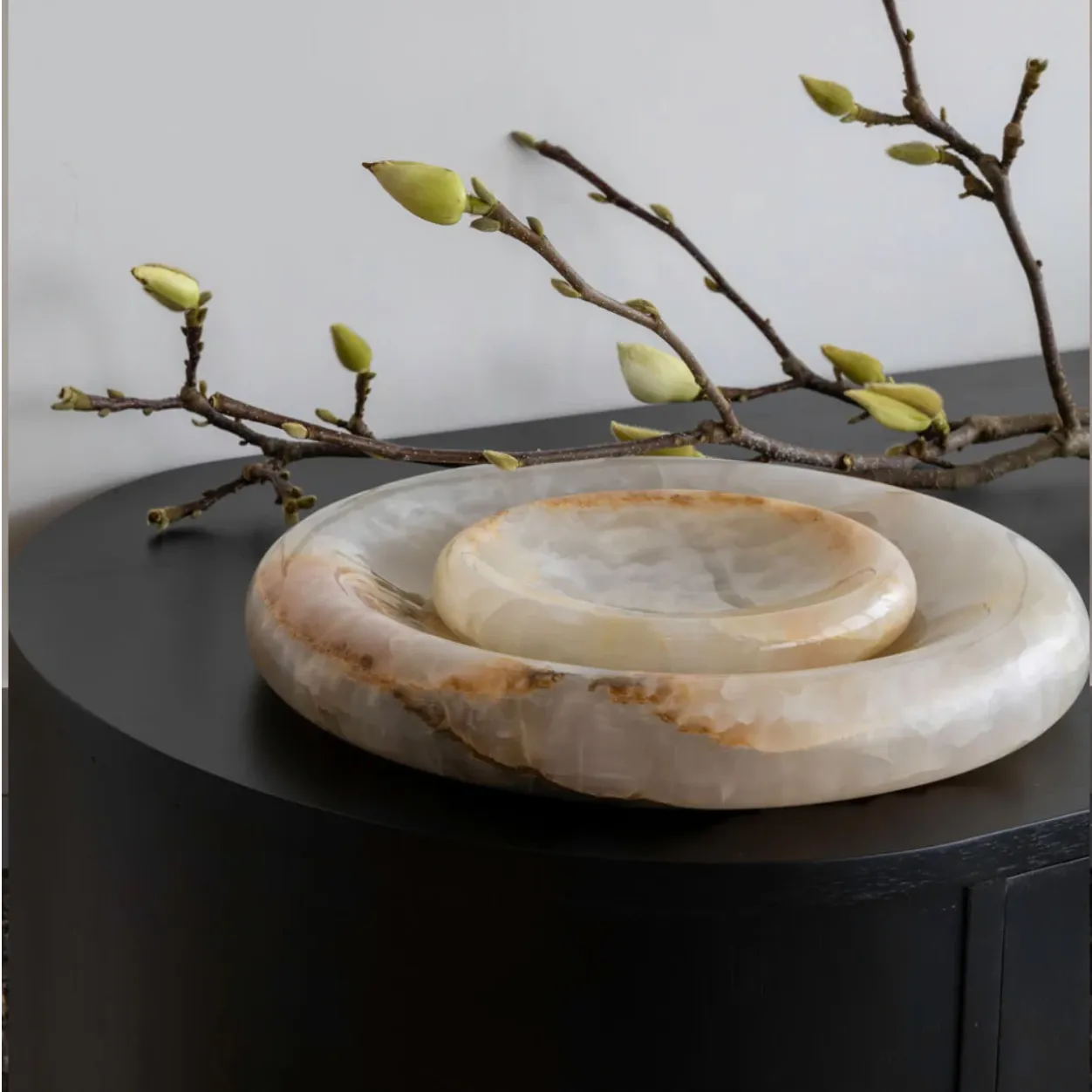 Solstice Sculpted Tray